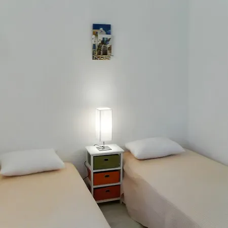 Villa Cycladic-style On With 3 Bedrooms, Sunny Terrace, Shared S