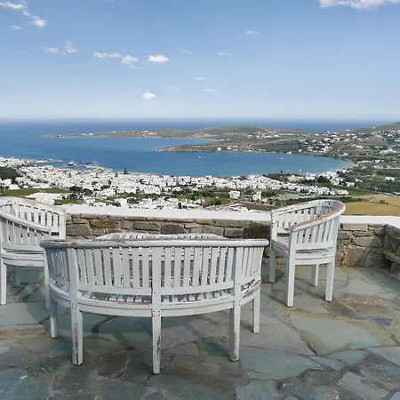 Cycladic-style On With 3 Bedrooms, Sunny Terrace, Shared S Parikia (Paros)